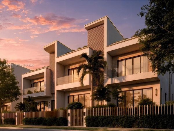 2840 NE 32nd St , Fort Lauderdale, FL 33306