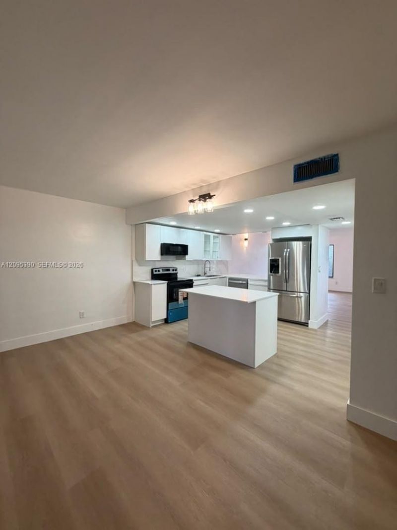 639 N University Dr, Unit 17, Plantation, FL 33324 Photo