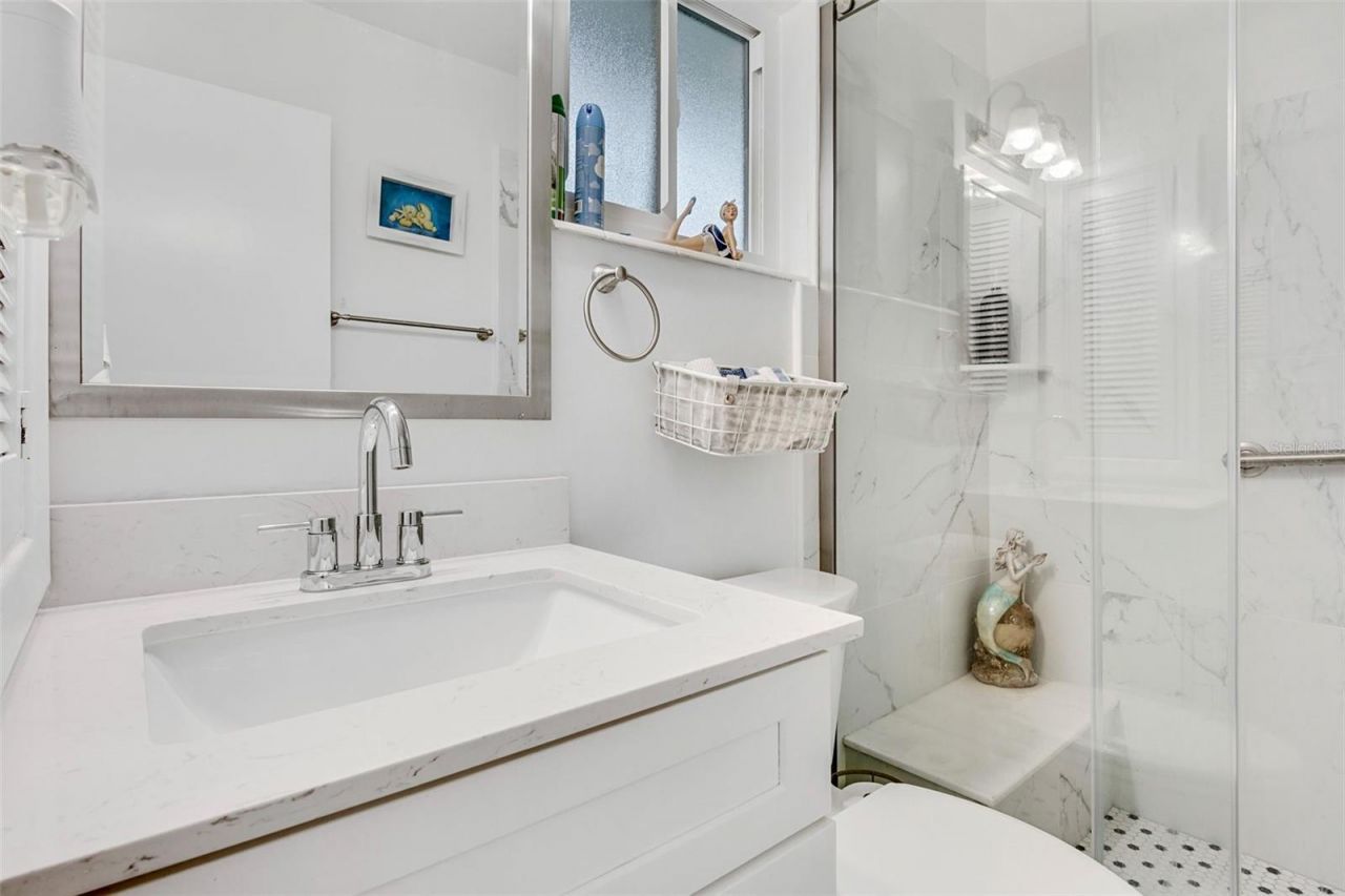 1825 University Place , Unit 145, Sarasota, FL 34235 Photo