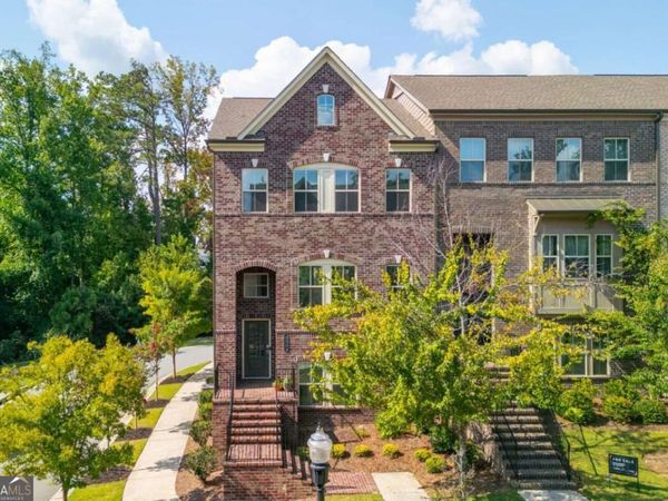 502 Via Secco Lane, Suwanee, GA 30024