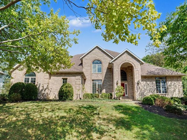 3160 Lundy Lane , Bettendorf, IA 52722