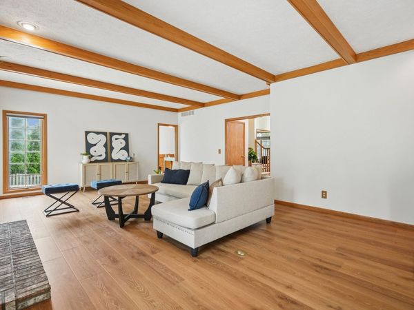 3160 Lundy Lane , Bettendorf, IA 52722