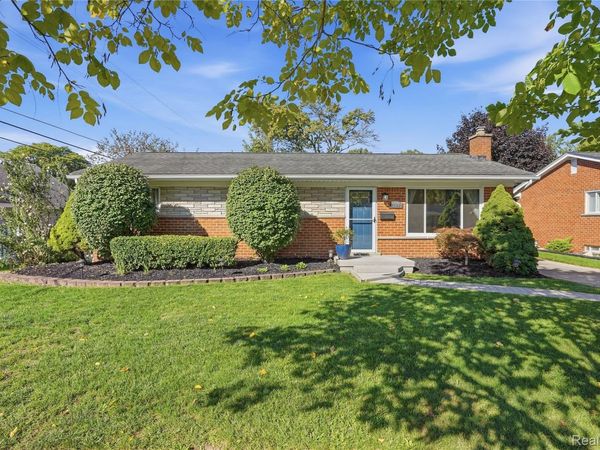 14833 Fairfield Street, Livonia, Mi 48154