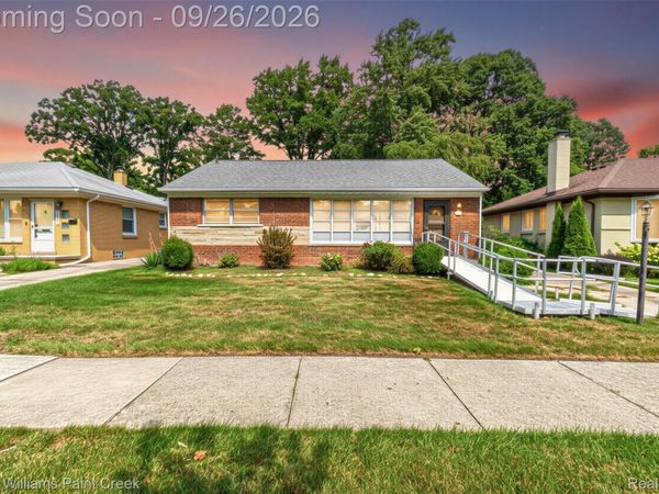 2425 Derby Road, Troy, Mi 48084