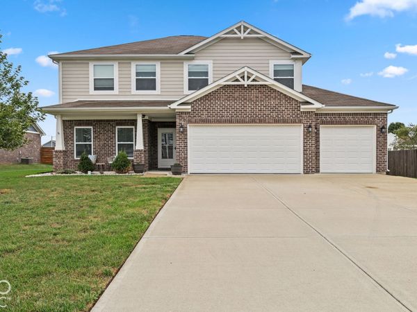 621 Appaloosa Drive, Bargersville, IN 46106