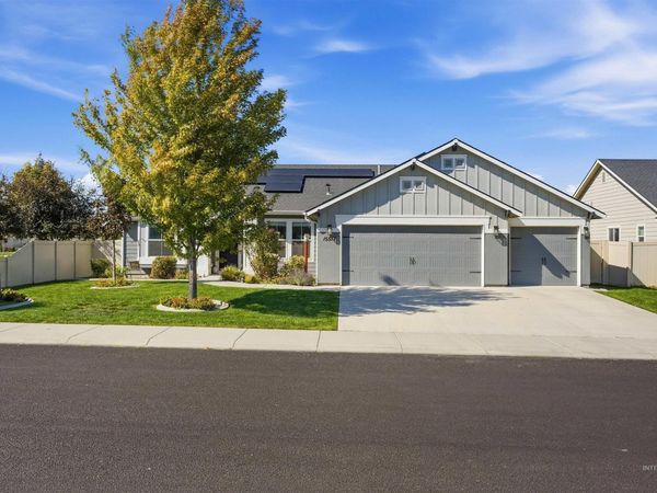 15517 Fuchsia Avenue, Nampa, ID 83651