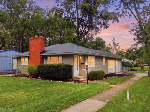 320 West Street , Berea, OH 44017