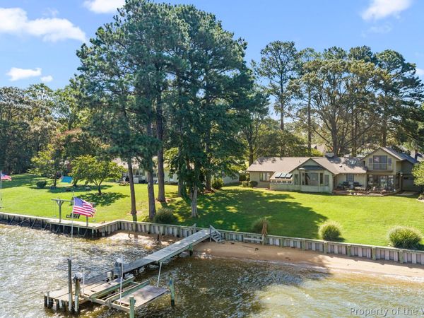 513 E Gwynnfield Road, Tappahannock, VA 22560
