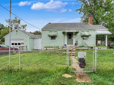 8802 Pine Road, SycamoreTownship, OH 45242