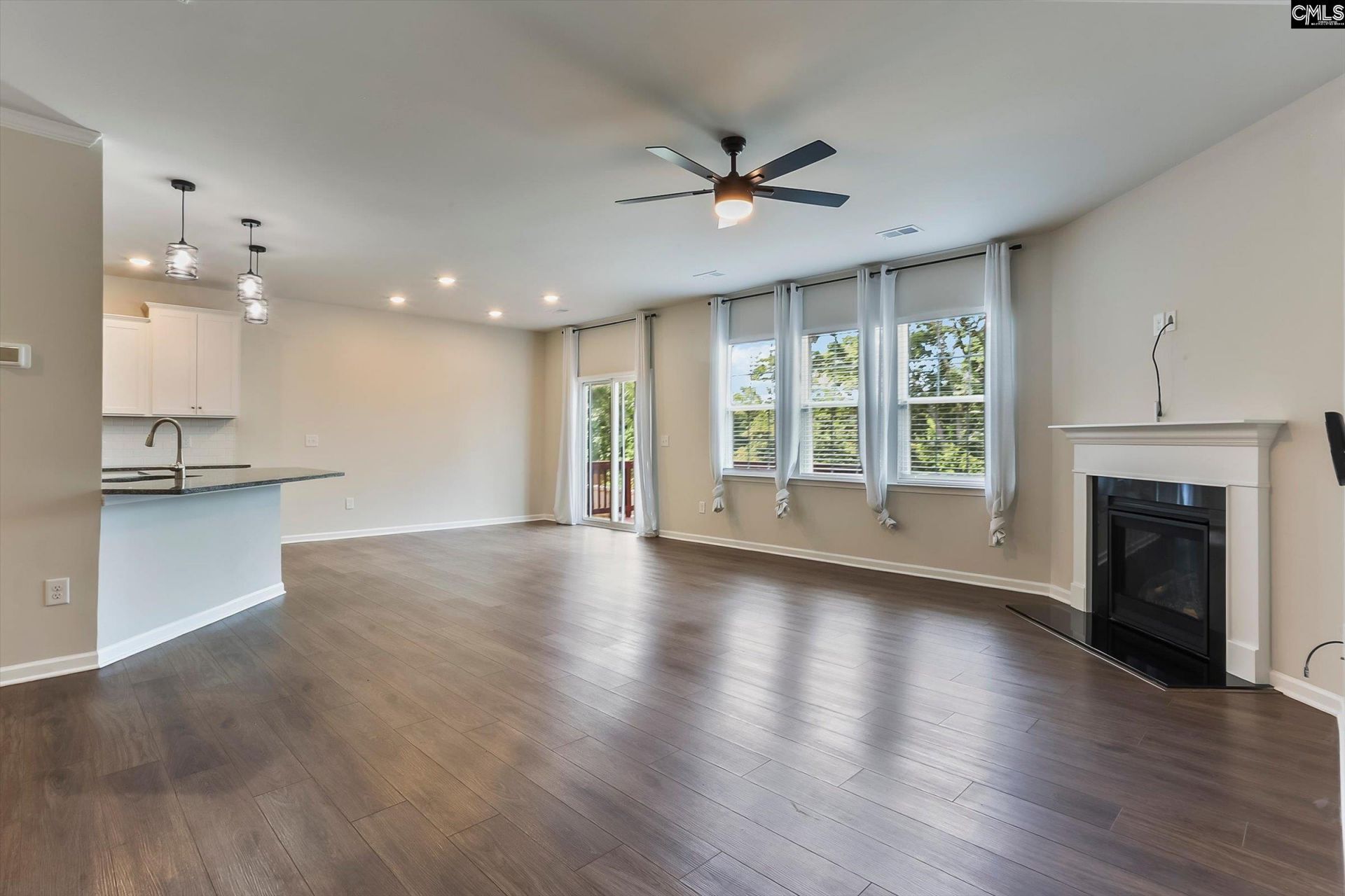 152 Southern Lake Court  Photo 22