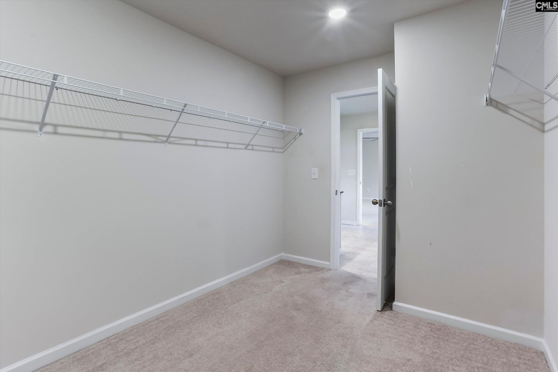 152 Southern Lake Court  Photo 41