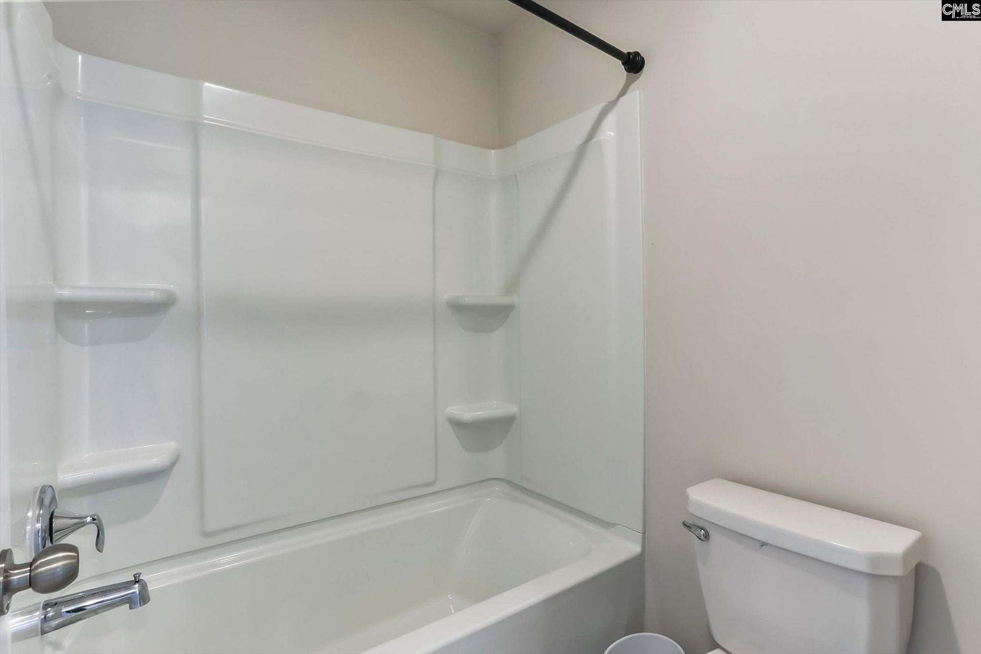 152 Southern Lake Court  Photo 47