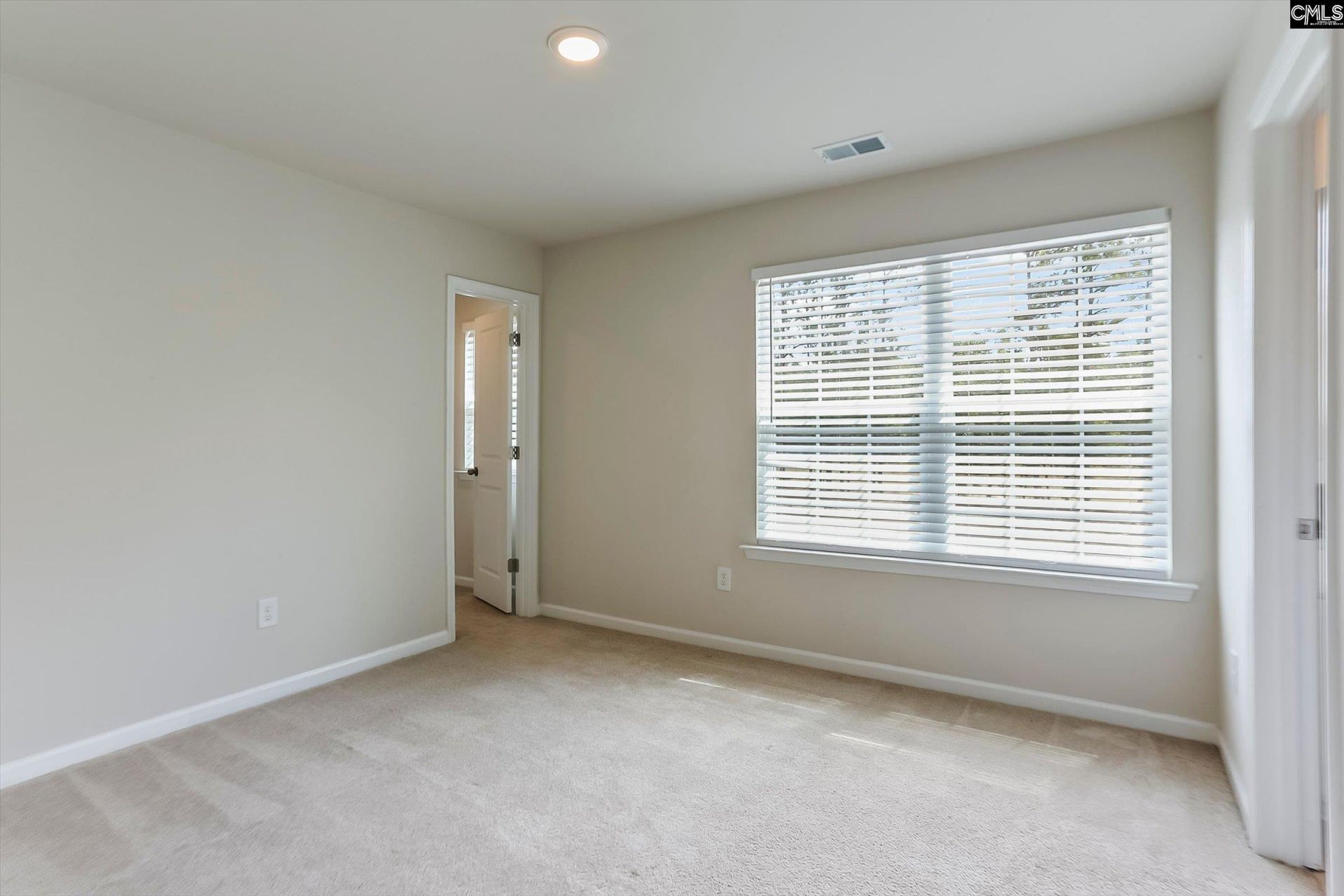 152 Southern Lake Court  Photo 50