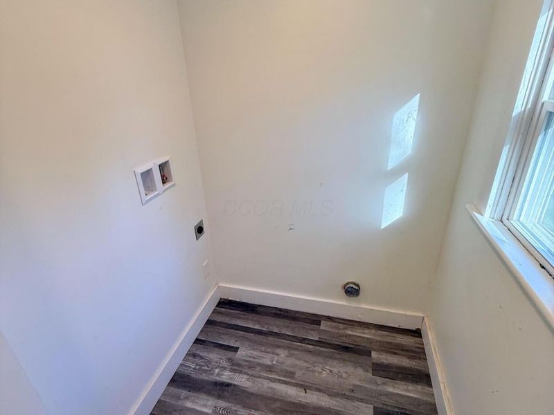 1585 Mound Street , Springfield, OH 45505 Photo 9