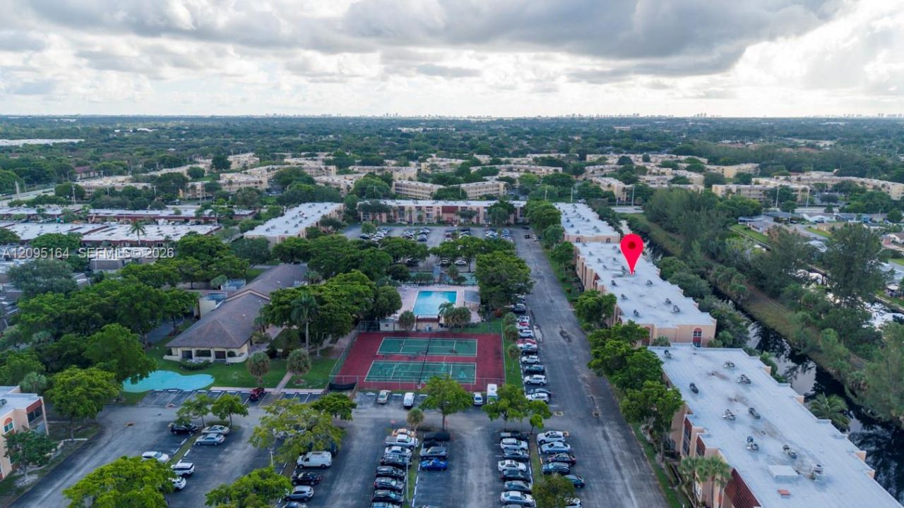 8220 SW 24th St, Unit 4304, North Lauderdale, FL 33068 Photo