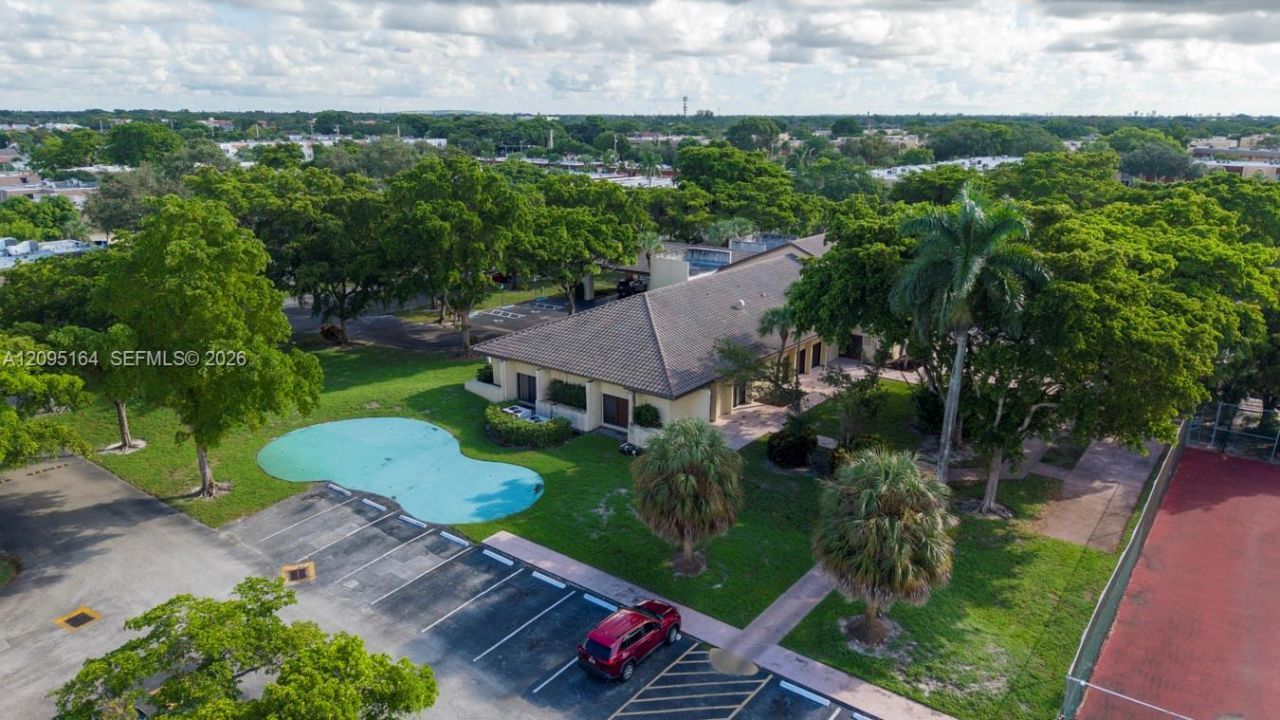 8220 SW 24th St, Unit 4304, North Lauderdale, FL 33068 Photo