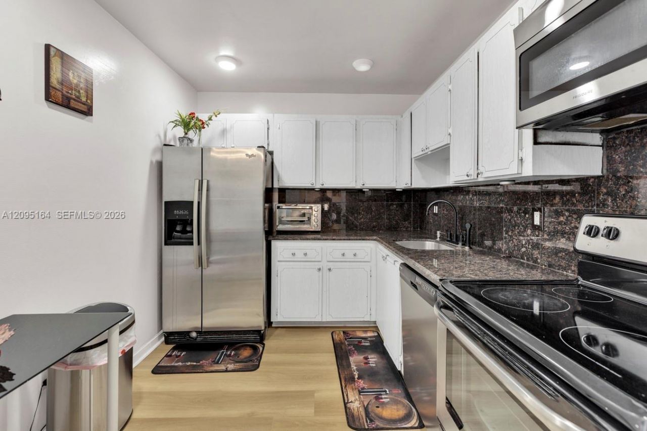 8220 SW 24th St, Unit 4304, North Lauderdale, FL 33068 Photo