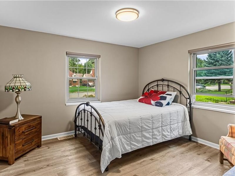 208 E Dorothy Lane, Kettering, OH 45419 Photo 10