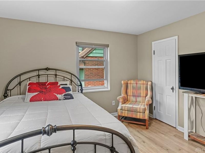 208 E Dorothy Lane, Kettering, OH 45419 Photo 12