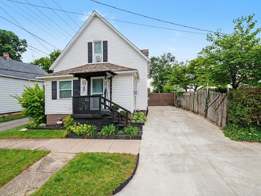 Property Image 4