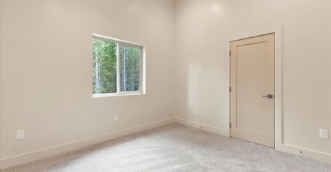 17013 Skislope Way, Truckee, CA 96161 Photo