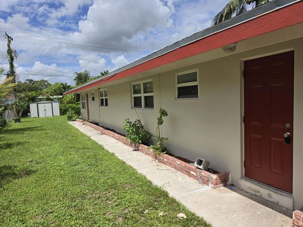1235 NW 5TH, Unit 1-2, Fort Lauderdale, FL 33311