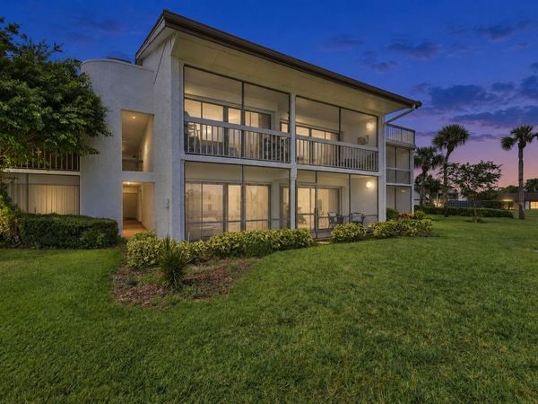 3200 Twin Lakes Terrace, Unit 105, Fort Pierce, FL 34951
