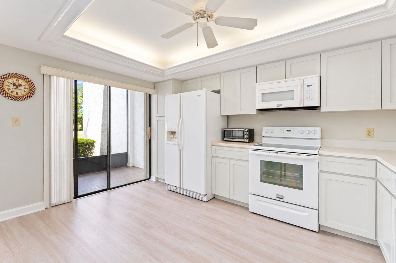 3200 Twin Lakes Terrace, Unit 105, Fort Pierce, FL 34951 Photo