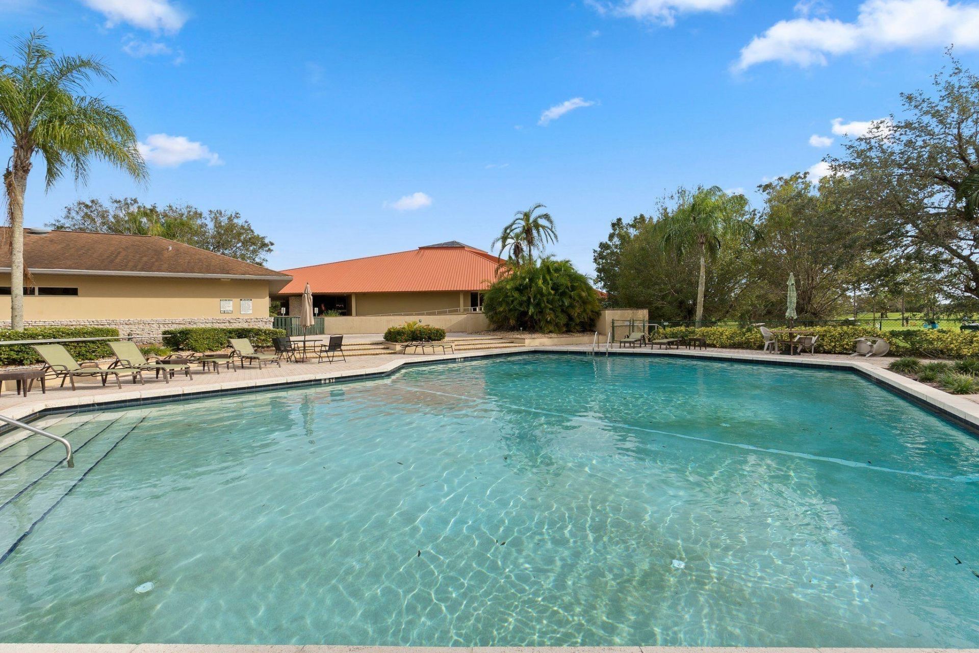 3200 Twin Lakes Terrace, Unit 105, Fort Pierce, FL 34951 Photo
