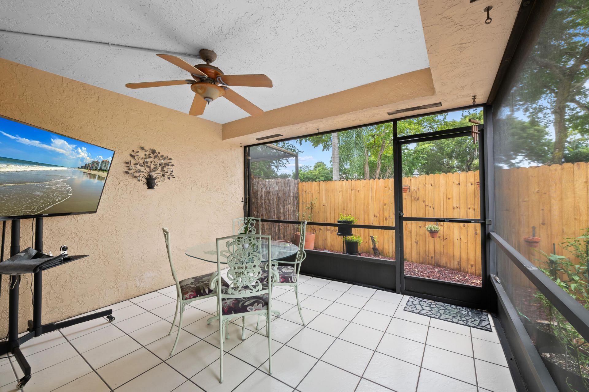 9212 Chelsea Drive N, Plantation, FL 33324 Photo