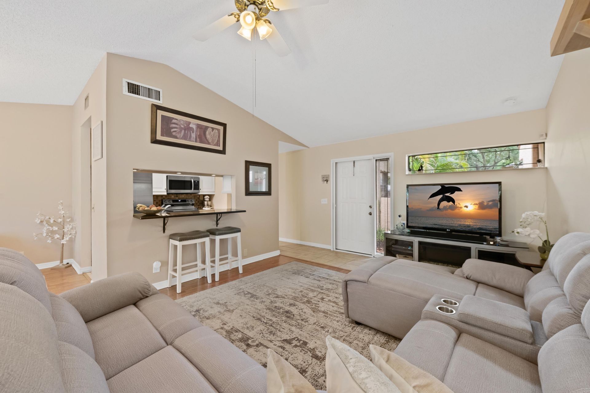9212 Chelsea Drive N, Plantation, FL 33324 Photo