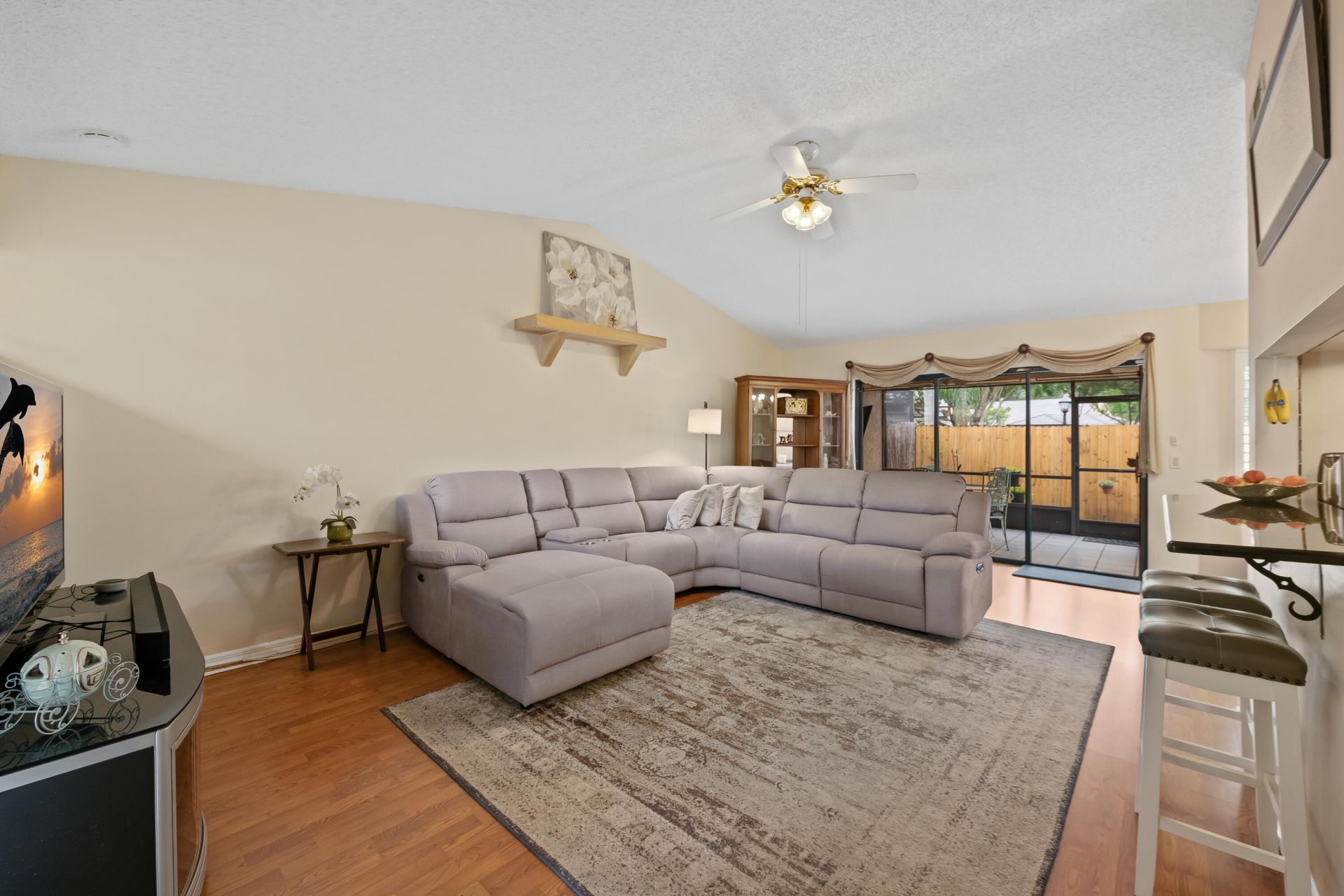 9212 Chelsea Drive N, Plantation, FL 33324 Photo
