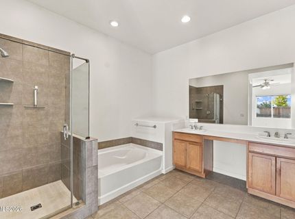 9715 Avitara Way, Reno, NV 89521 Photo