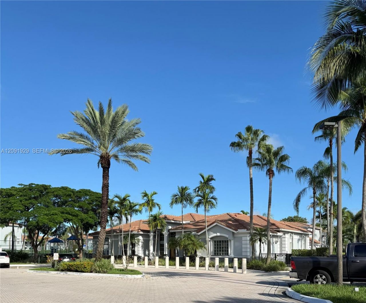 9650 NW 2nd St, Unit 4-205, Pembroke Pines, FL 33024 Main Photo