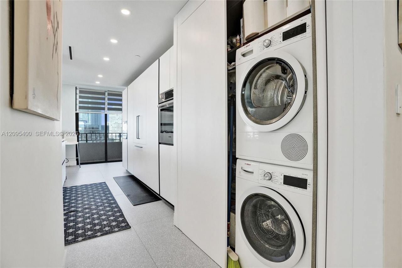 520 Brickell Key Dr , Unit A1015, Miami, FL 33131 Photo