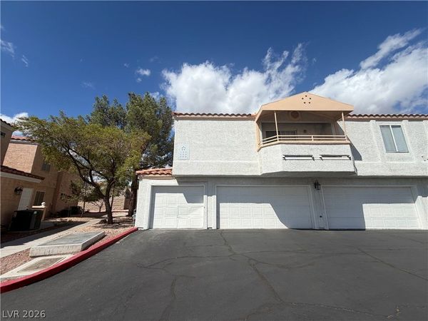 8452 BOSECK Drive , Unit 256, Las Vegas, NV 89145