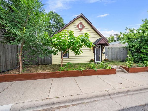 1404 12th Avenue NE, Minneapolis, MN 55413