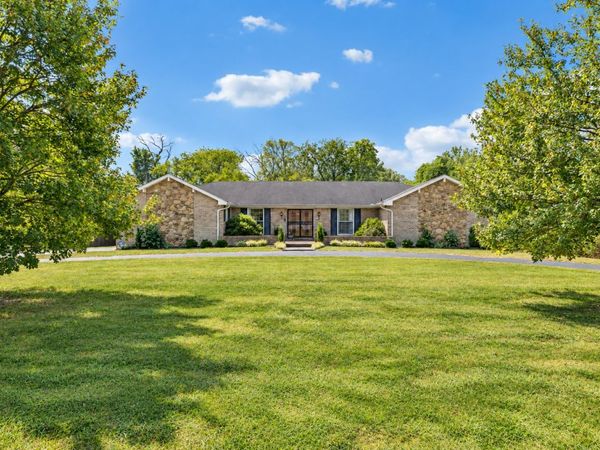 6011 Johnson Chapel Rd , Brentwood, TN 37027