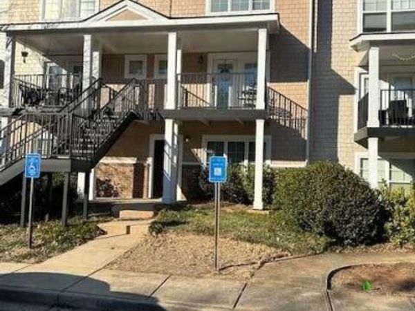 1035 Barnett Shoals Road, Unit 924, Athens, GA 30605