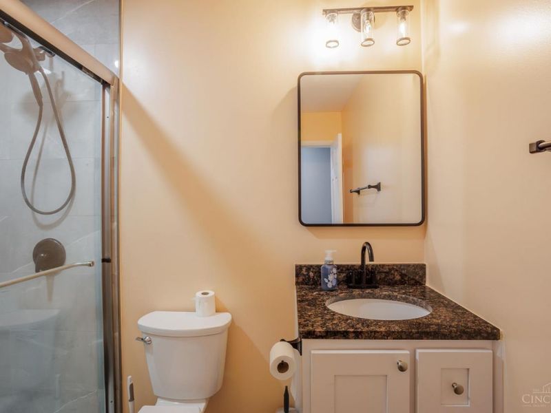 8763 Zodiac Drive, Springfield Township, OH 45231 Photo 13