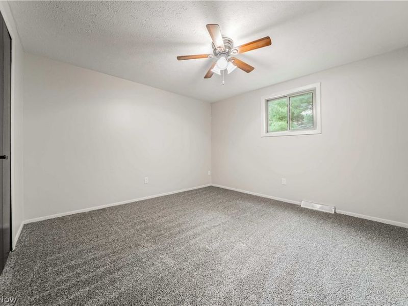 34139 Pearl Street, North Ridgeville, OH 44039 Photo 30