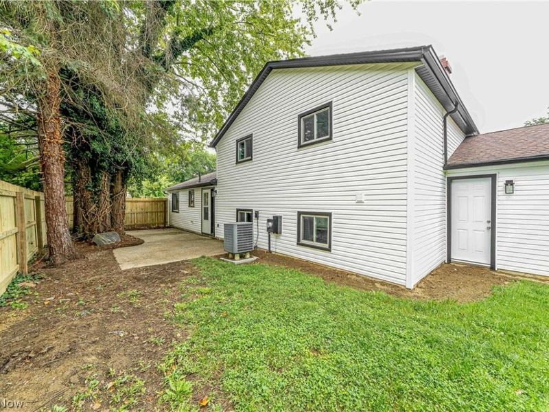 34139 Pearl Street, North Ridgeville, OH 44039 Photo 36