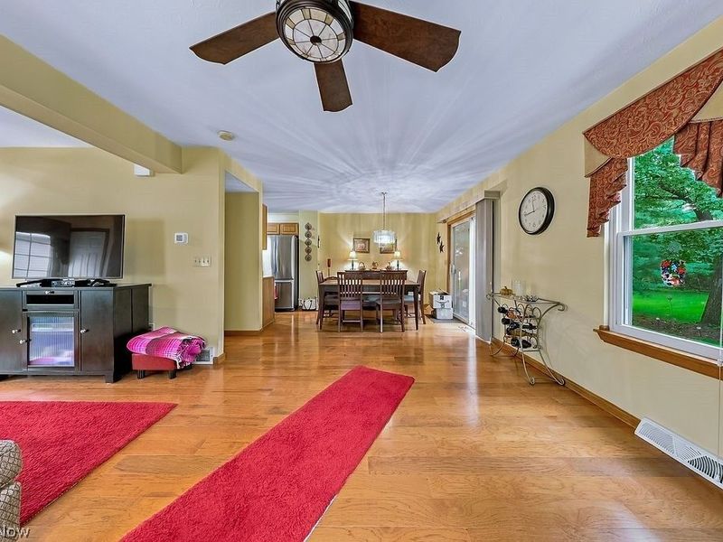 1845 Hobbits Way, Brunswick, OH 44212 Photo 11