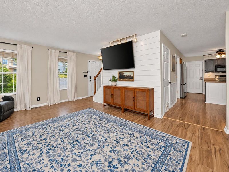 1874 Falcon Crest Circle, Hebron, KY 41048 Photo 13