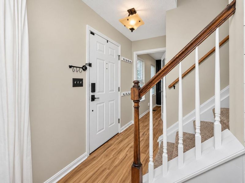 1874 Falcon Crest Circle, Hebron, KY 41048 Photo 4