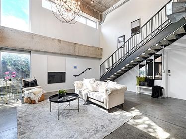 1001 Belleview Street, Unit 104, Dallas, TX 75215