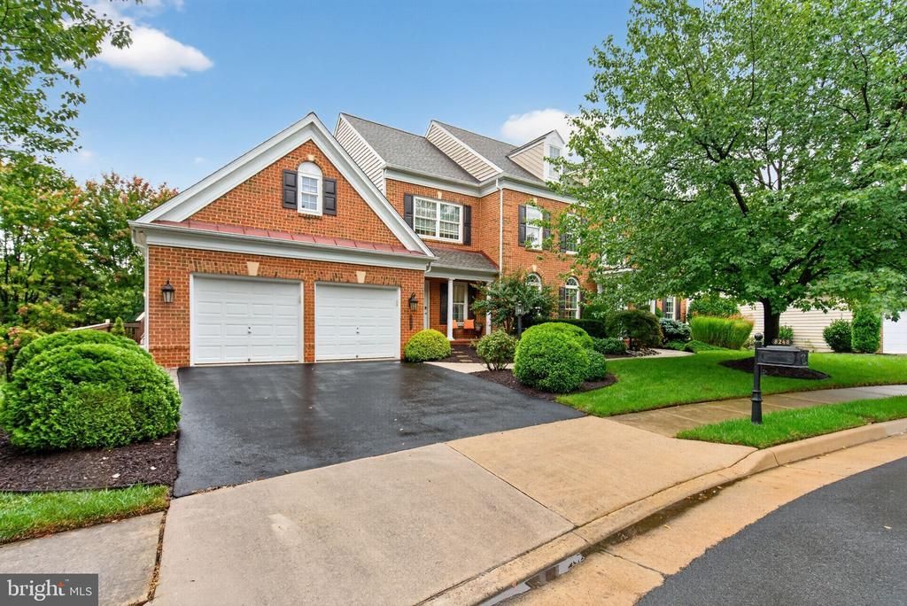 8248 Native Violet Drive, Lorton, VA 22079 Main Photo