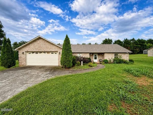 1955 Old Newport Highway , Sevierville, TN 37876