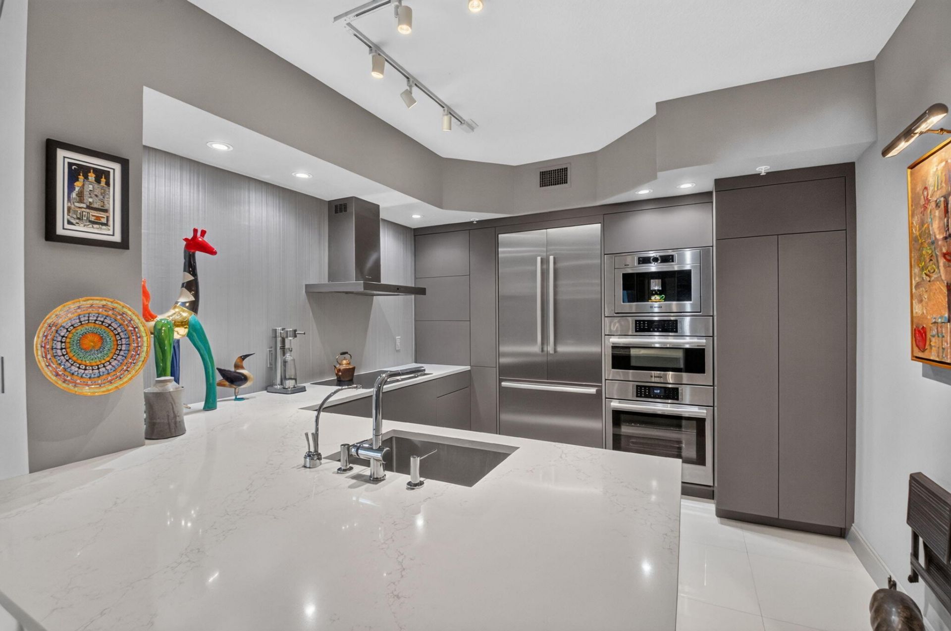 550 Okeechobee Boulevard, Unit 1111, West Palm Beach, FL 33401 Photo