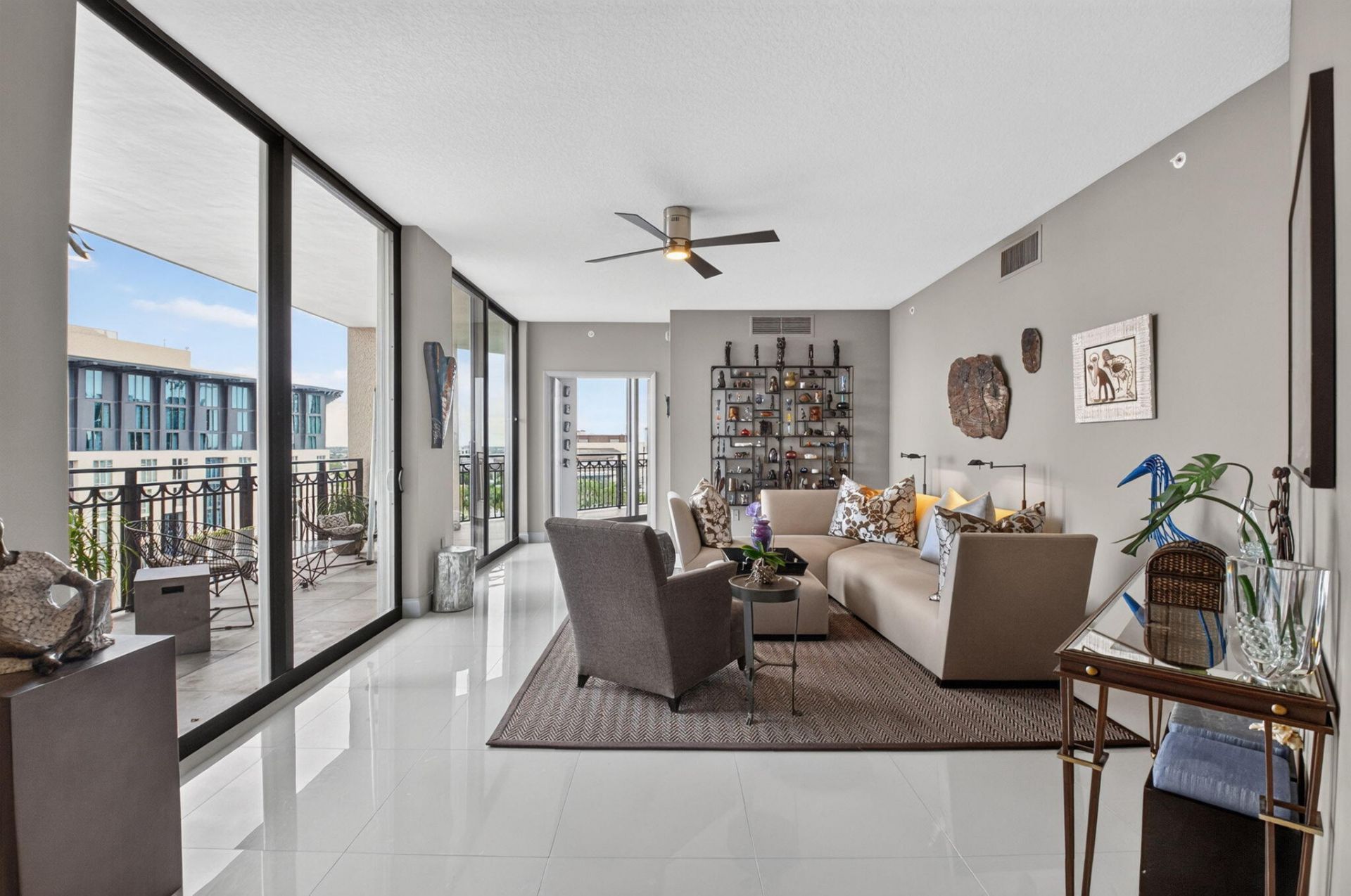 550 Okeechobee Boulevard, Unit 1111, West Palm Beach, FL 33401 Photo